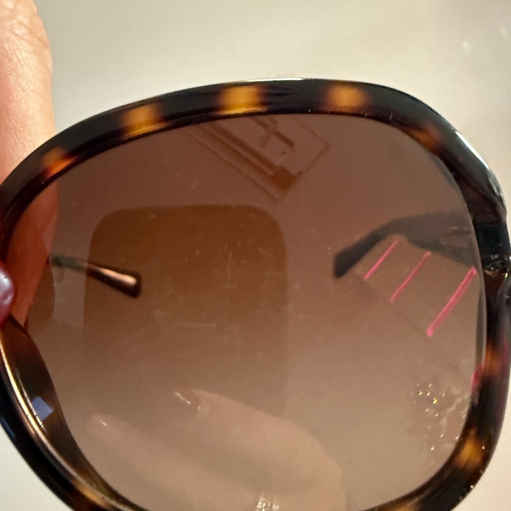 Coach Tortoise Shell Sunglasses no case - Picture 7 of 9